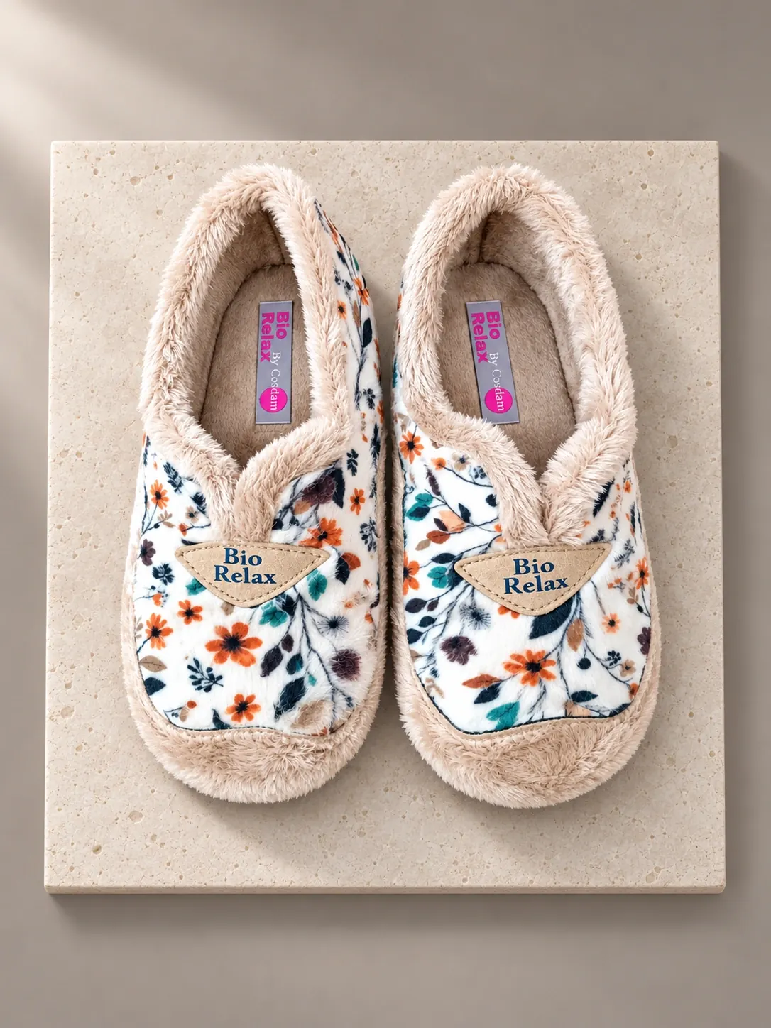 Zapatilla Cerrada Floral Cosdam
