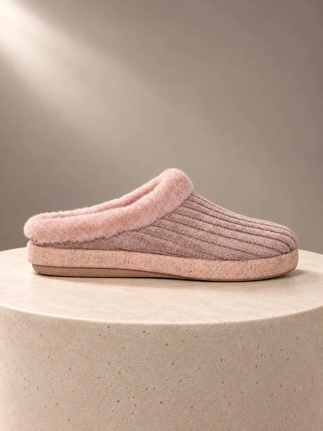 Zapatilla Descalza Rosa con Pelo